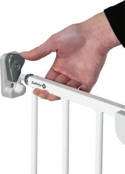 Safety 1st Safety1st Wall Fix Traphekje - Uitschuifbaar - 62 T/m 102 Cm - Schroefbevestiging - Metal White -Pasgeborenen En Jonge Kinderen 861x1200 1