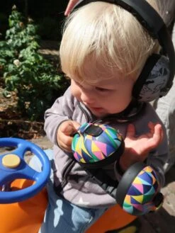 Banz - Geluidsreducerende Oorbeschermers Voor Kinderen - Hear No Blare - Graffiti - Maat Onesize (0-2yrs) -Pasgeborenen En Jonge Kinderen 900x1200 50