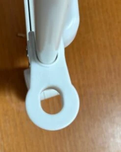 Traphek Op Wieltjes H:80 Br:84 Tot130cm Wit "een Inschuifbaar Traphekje Dat Rolt Op Wieltjes " -Pasgeborenen En Jonge Kinderen 961x1200 1