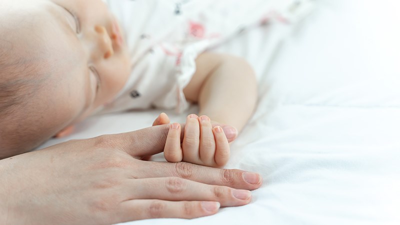 Pasgeborenen En Jonge Kinderen -Pasgeborenen En Jonge Kinderen dat tre so sinh nam ngua khi ngu 800x450 1